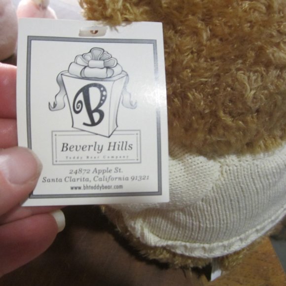 VTG PAIR OF BEARS, ONE PINk W/NIGHTCAP, ONE FUZZY BROWN, W/TAGS, READ ALL - Picture 4 of 14